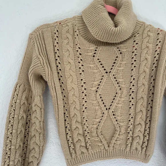 Pretty Little Thing Petite Khaki Roll Neck Crop Turtleneck Sweater Size S - Picture 8 of 13